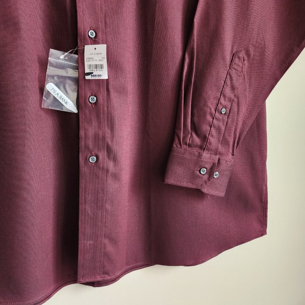 18.5 36/37 Red Wine Dress Shirt Traditional Fit Dark Jos A Bank New Solid Mens - Picture 8 of 16